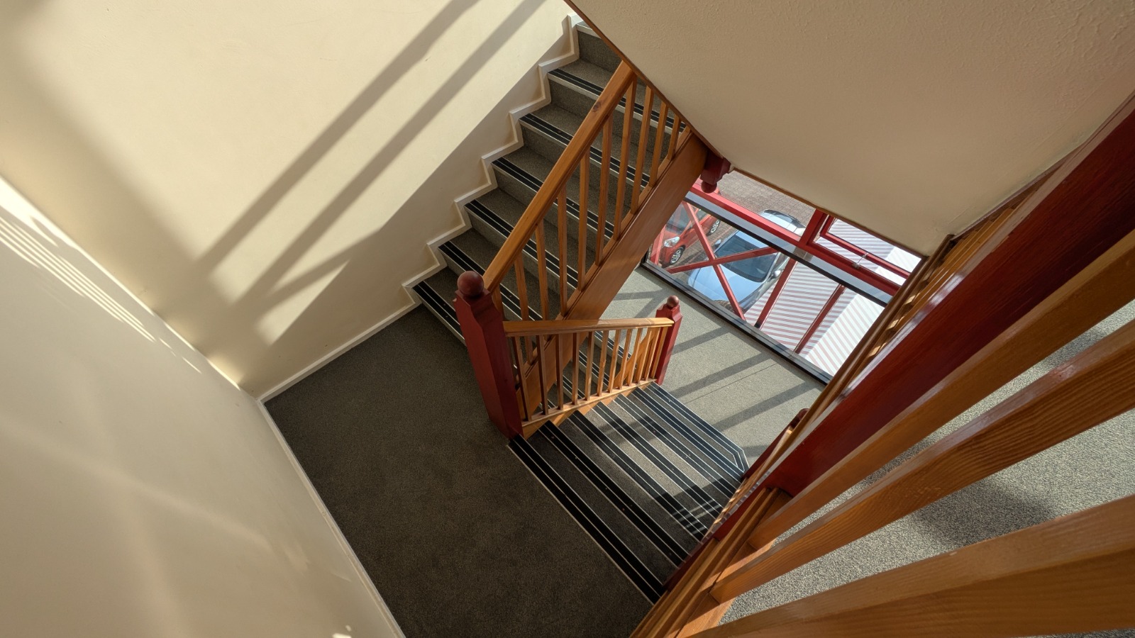 COMMERCIAL Scala Gel, IBSVY0870. contract, 05